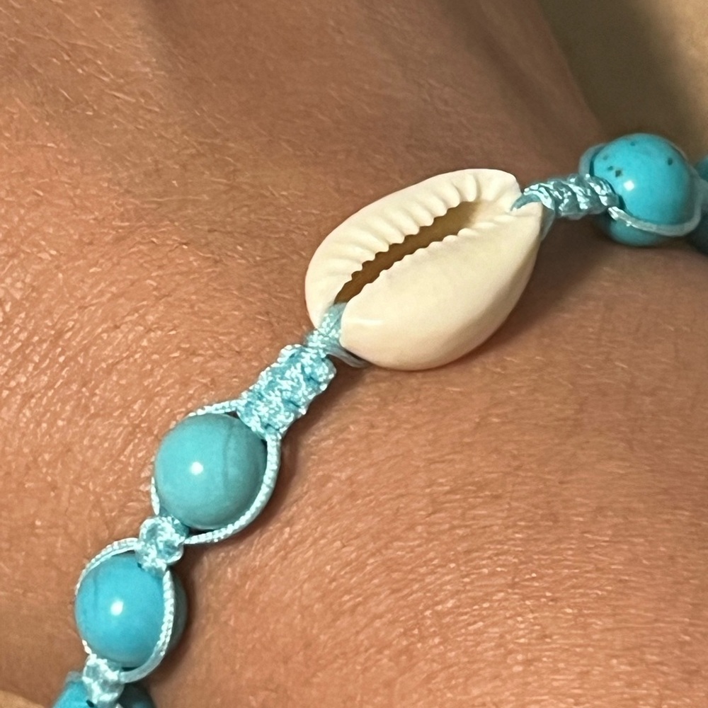 Cowrie shell bracelet - Picture 4 of 7